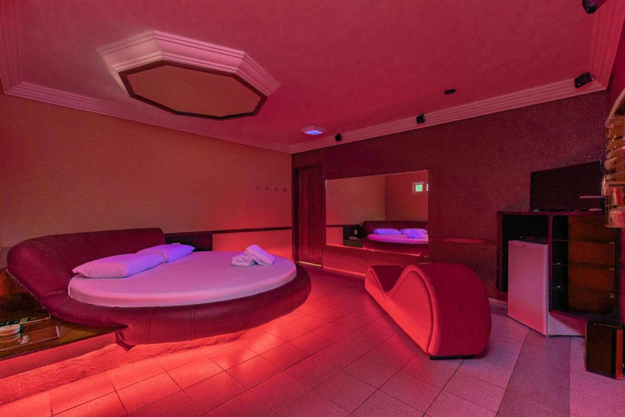 Hotel do amor Dreams (adults Only)